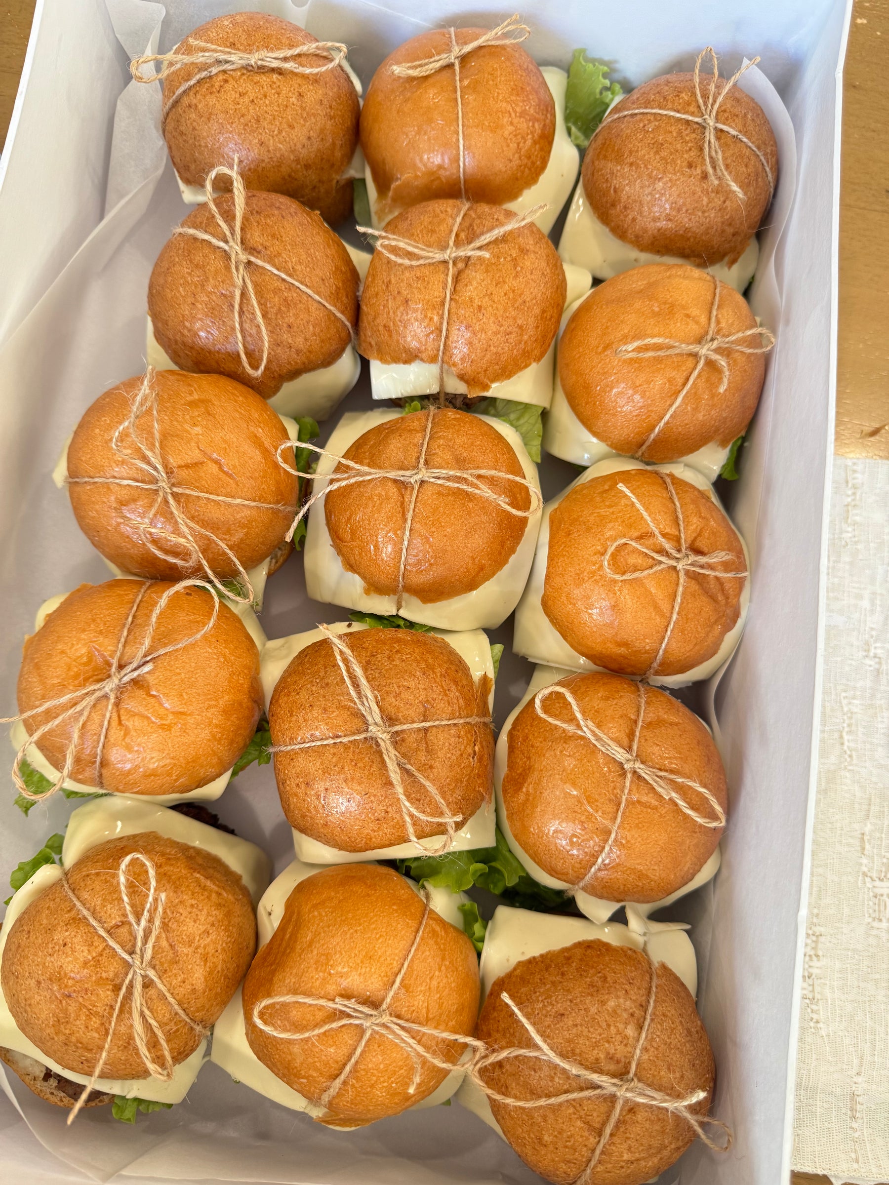 Cheesy Beef Sliders