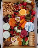 VEGETARIAN GRAZING PLATTER/BOX